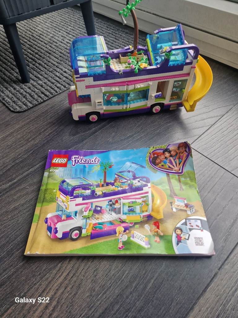 Lego Friend Bus