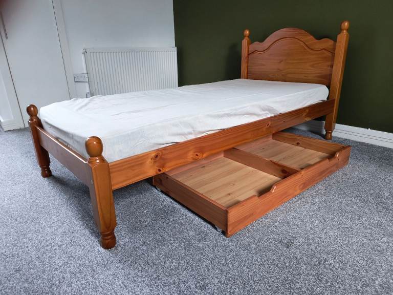 Single solid pine bedframe with matching storage drawer & mattress 