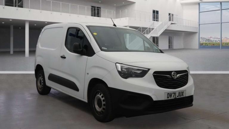 2021 Vauxhall Combo 1.5 Combo 2300 Dynamic TD Panel Van Diesel Manual
