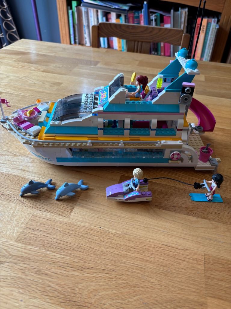 Lego Friends Dolphin Cruiser Boat