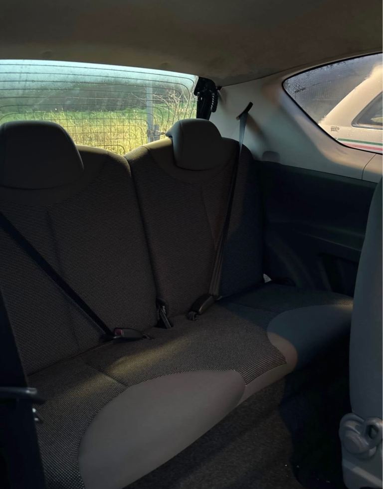 Peugeot 107 1.0 Petrol – 2007 – Silver – Manual – Long MOT