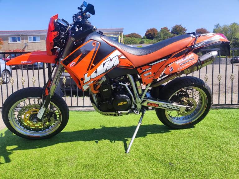 Ktm lc4 supermoto motorcycle motorbike 640cc
