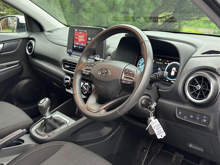 2022 Hyundai KONA 1.0 TGDi 48V MHEV SE Connect 5dr HATCHBACK PETROL Manual