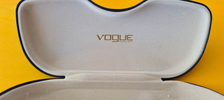 Vogue Hard Eyeglasses Case