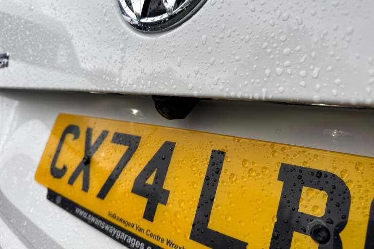 2024 Volkswagen Transporter 2.0 TDI 150 Highline Kombi Van WINDOW VAN DIESEL Manual