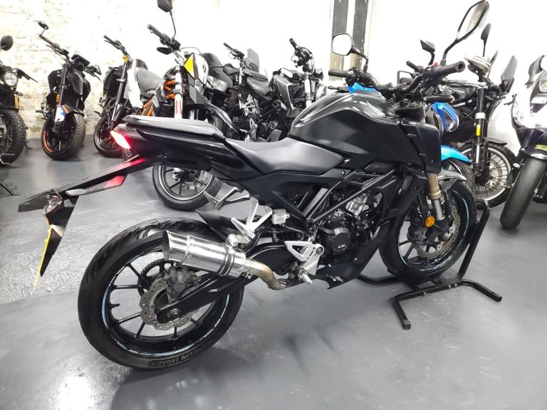 Honda CB125R 2022 Grey