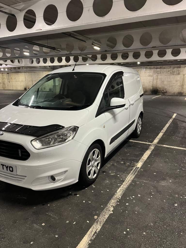 Ford, TRANSIT COURIER, Panel Van, 2017, Manual, 1498 (cc)