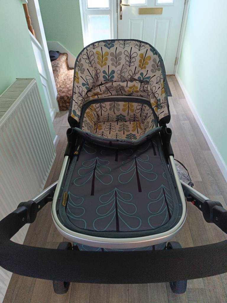 Baby Cosatto giggle 2 travel system 