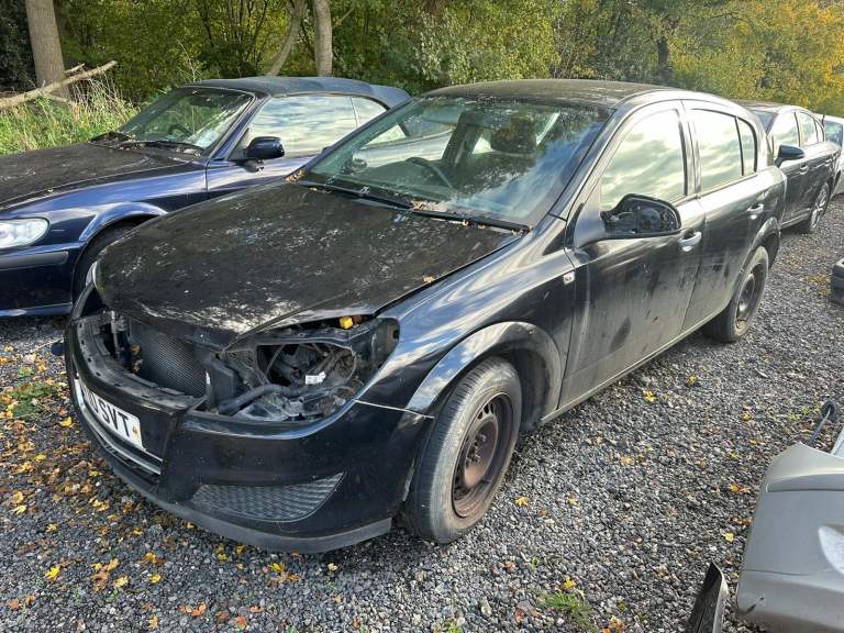 2007 VAUXHALL ASTRA H MK5 5DR BLACK BREAKING SPARES PARTS
