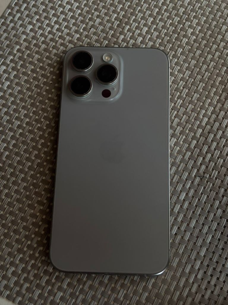IPhone 15 pro max 256GB