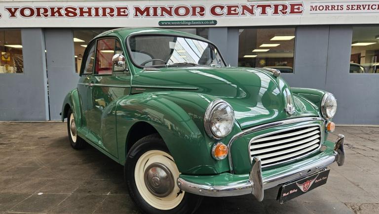 2009 Morris Mini 2 door saloon PETROL Manual