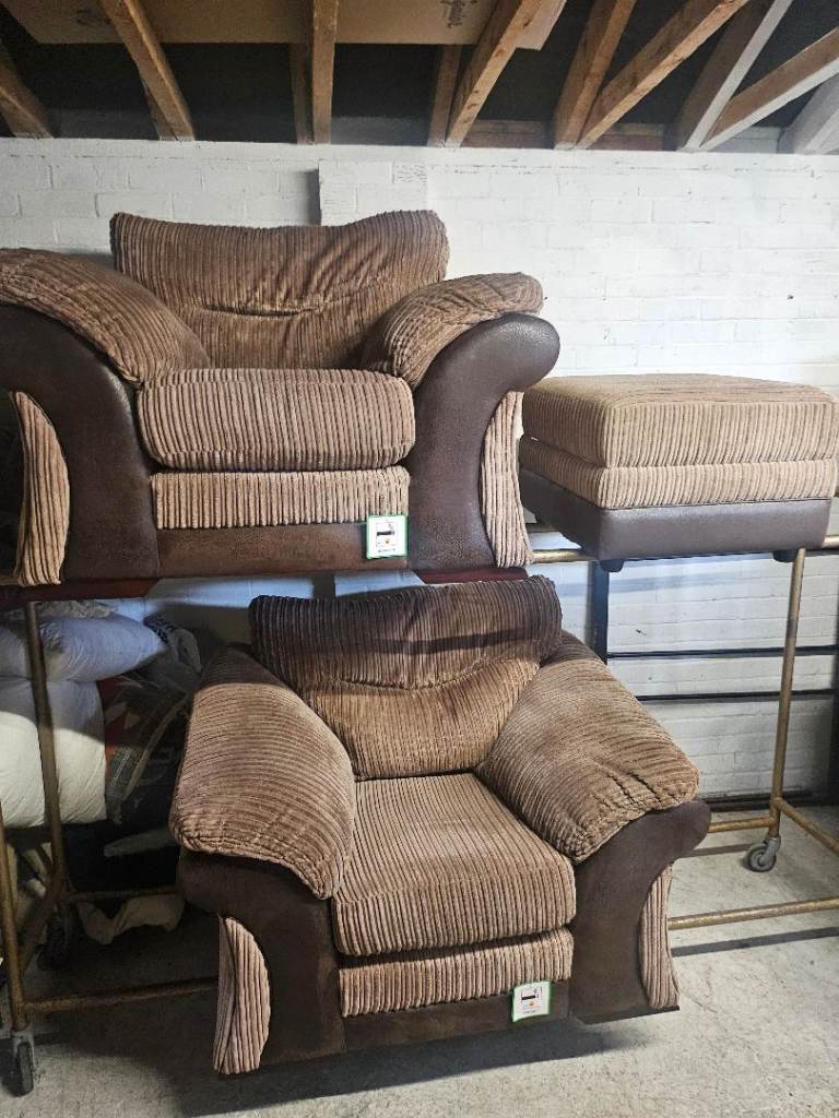 Exdisplay dfs cuddle chair set 