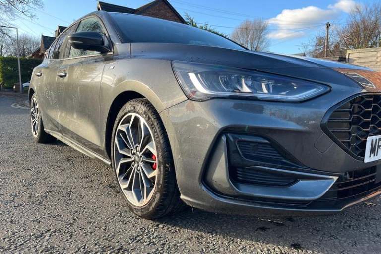 2024 Ford Focus ST-LINE X | Heated Seats/Wheel | B+O Audio | Sync 4 Touchscreen Navigation  Hatch...