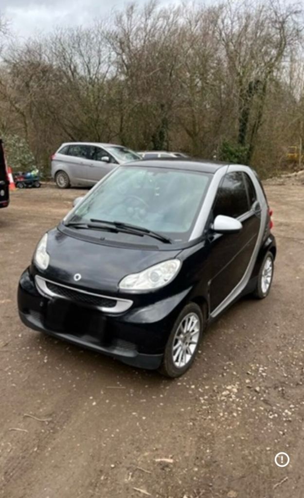 Smart Fortwo 1.0 mhd 2013 black BREAKING FOR PARTS 