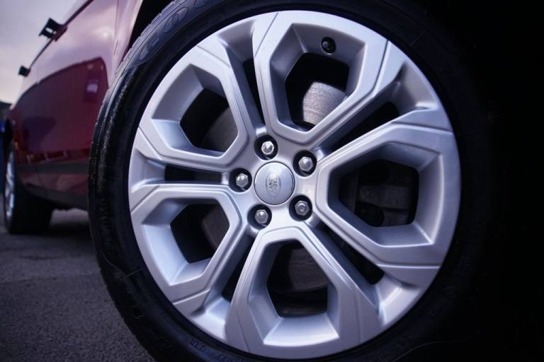 2020 Land Rover Range Rover Evoque 1.5 P300e 12.2kWh S SUV 5dr Petrol Plug-in Hybrid Auto 4WD Eur...