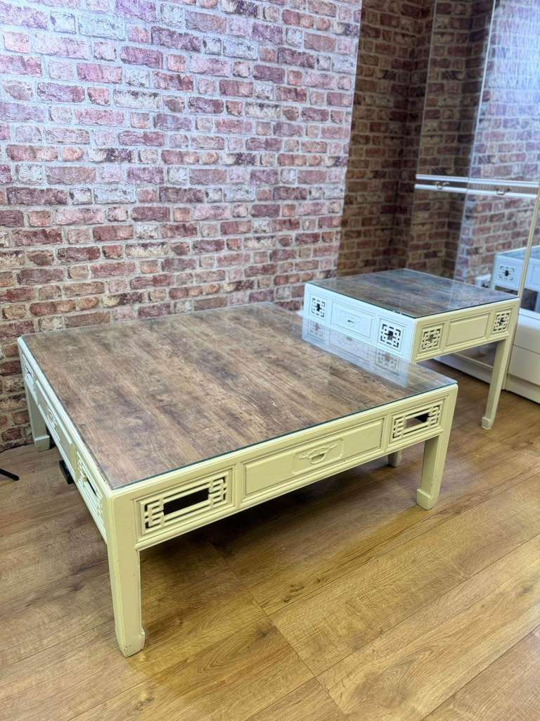 ORNATE GLASS-TOP COFFEE TABLE (CREAM)