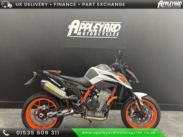 KTM 890 DUKE R