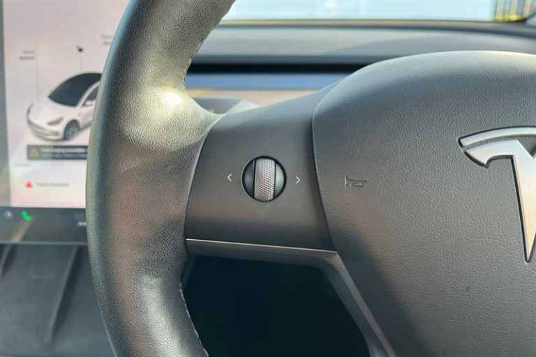 2021 Tesla Model 3 (Dual Motor) Long Range Saloon 4dr Electric Auto 4WDE (346 ps) Saloon Electric...