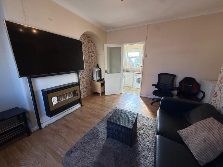 3 BEDROOM IN NORBURY | CLOSE TO ALL AMENITIES 
