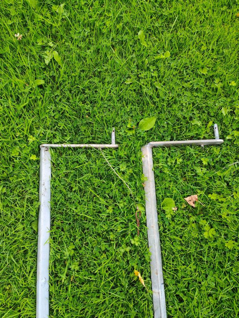 Boat trailer extension arms 