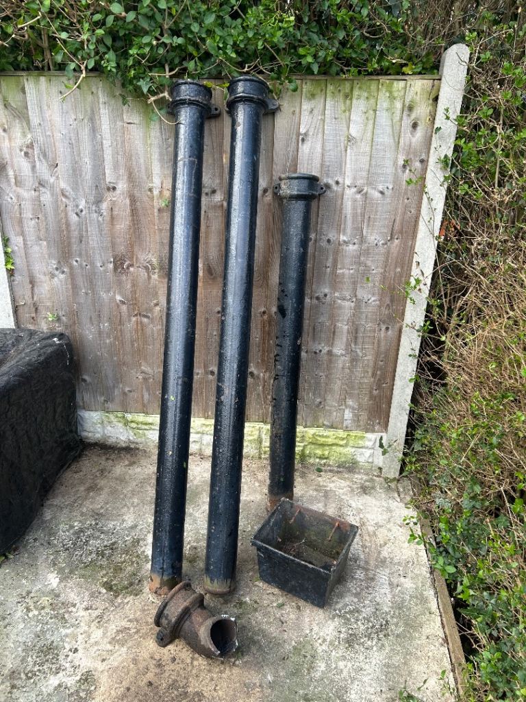 Cast iron soil pipe set