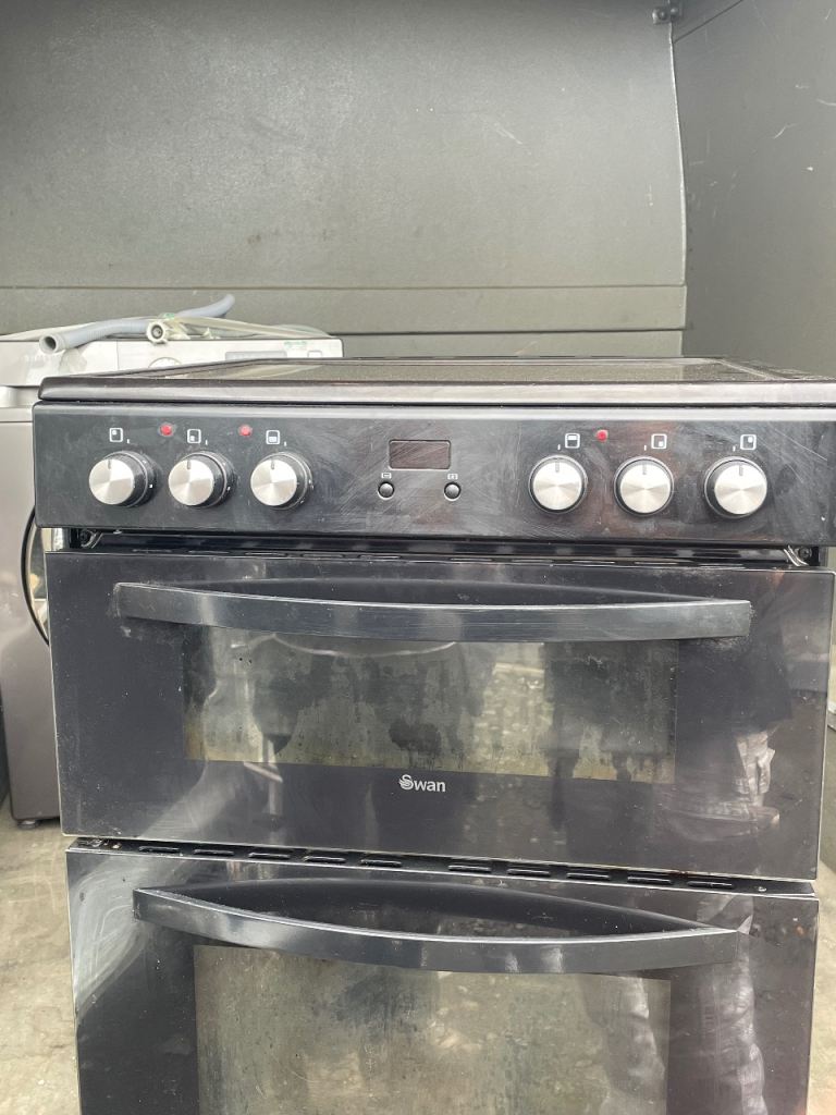 Swan Double Oven Freestanding Cooker – Black, Good Condition