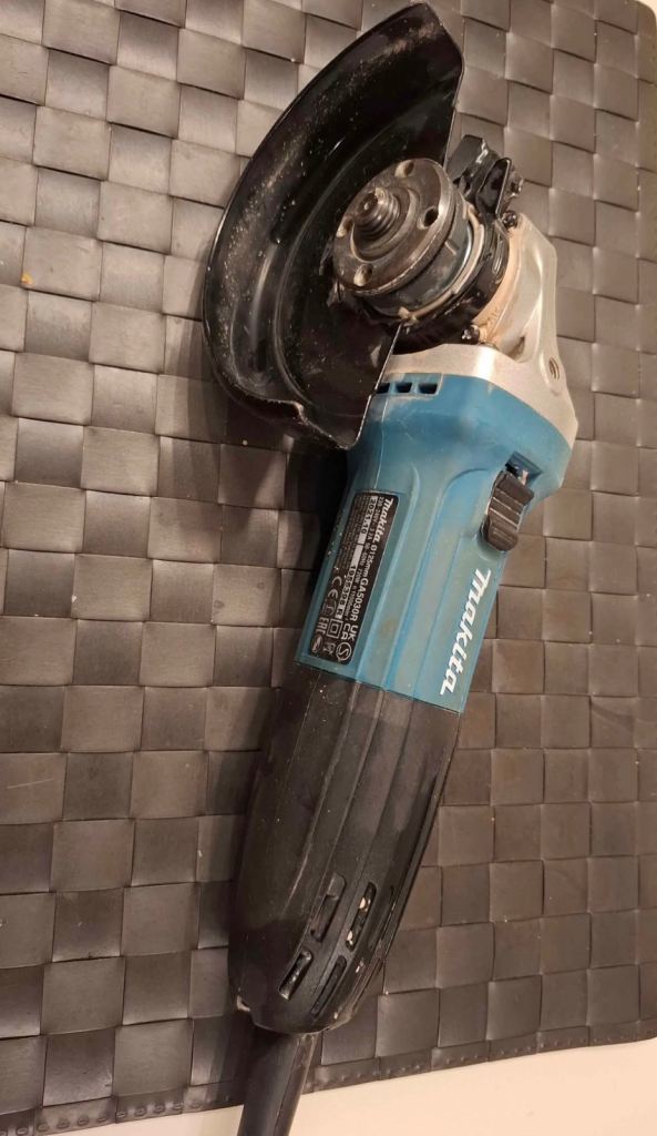 image for Makita corded grinder 720w