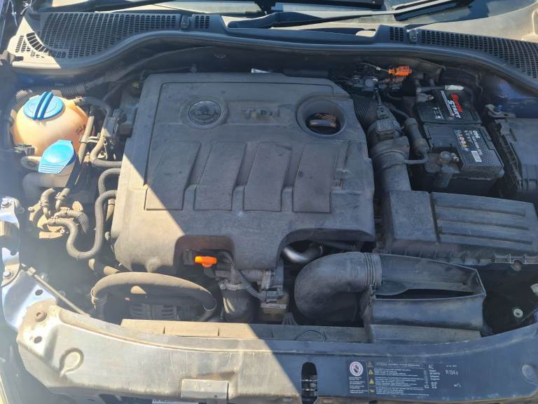 Skoda, OCTAVIA, Hatchback, 2011, Manual, 1598 (cc), 5 doors