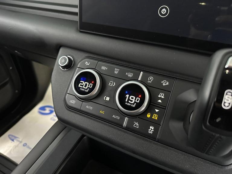 2025 Land Rover Defender 90 3.0 D350 MHEV X-Dynamic HSE Hard Top SUV Auto 4WD SWB Euro 6 (s/s) 3d...