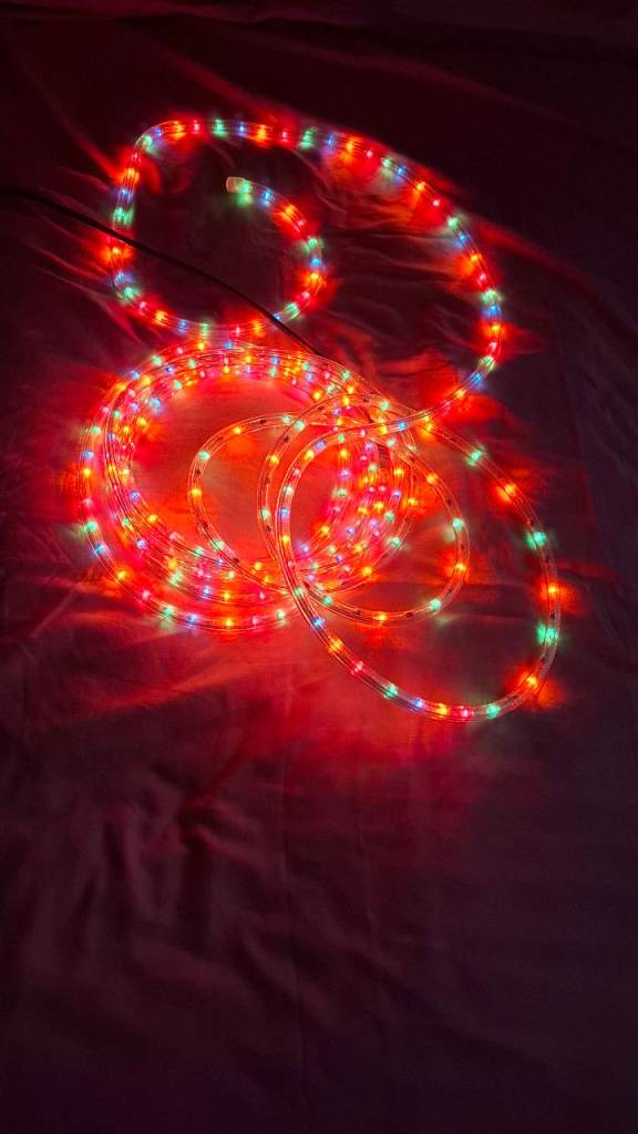 Outdoor Flashing Rope Lights 8mtrs long 