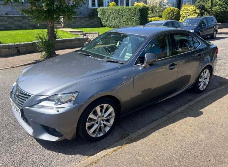 2016 Lexus IS 2.5 300h Advance E-CVT Euro 6 (s/s) 4dr SALOON Petrol/Electric Hybrid Automatic