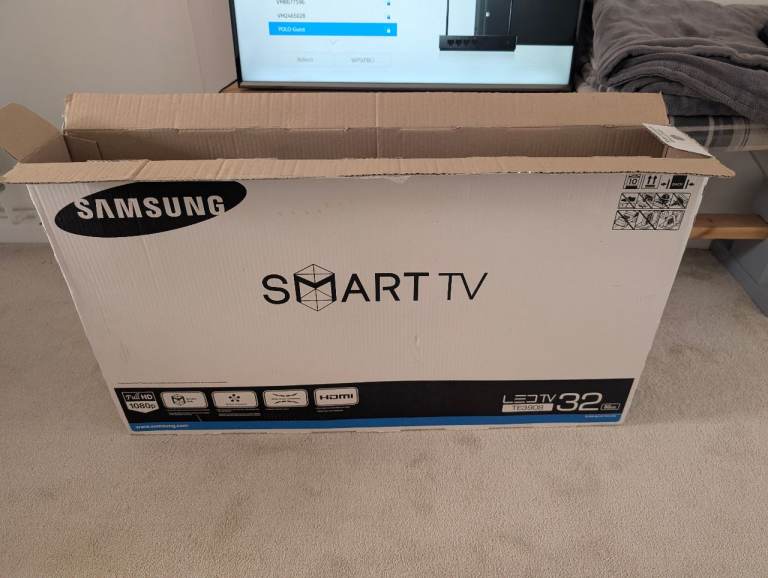 Samsung Smart TV 32 inch – Barely Used