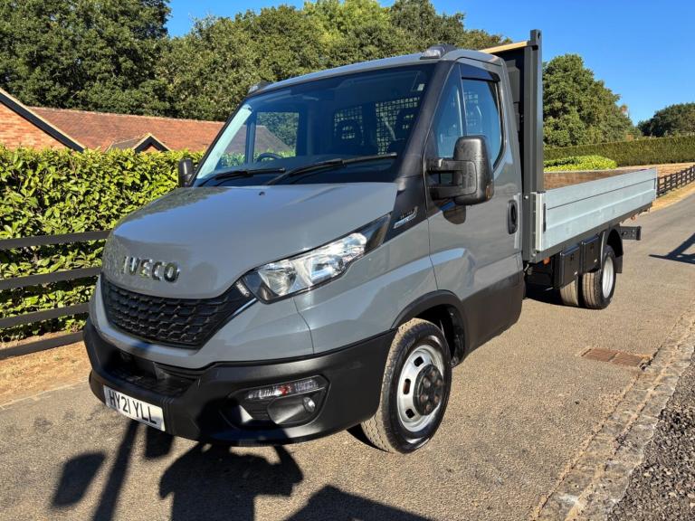 Iveco Daily 2.3D HPI 14V 35C 3750 HiMatic LWB Euro 6 (s/s) 2dr (DRW) Diesel Automatic