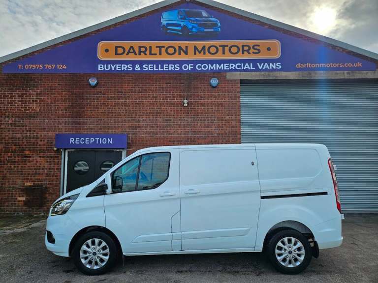 2022 Ford Transit Custom 2.0 EcoBlue 130ps Low Roof Limited Van PANEL VAN DIESEL Manual