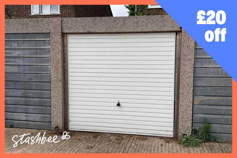 Garage to rent in Northolt (UB5) | Stashbee