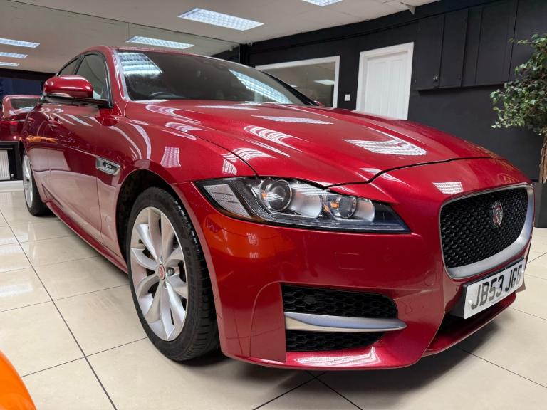 2015 Jaguar XF 2.0d [180] R-Sport 4dr Auto SALOON Diesel Automatic