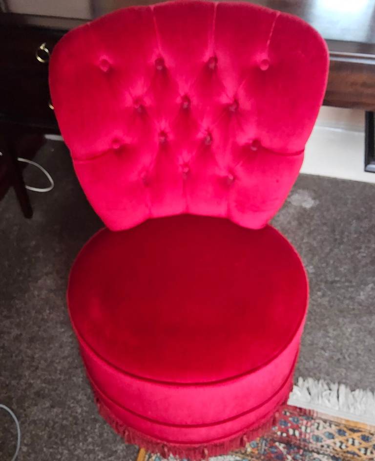 DARK RED Boudoir Chair