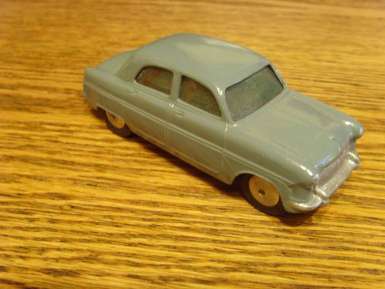 Corgi Ford Consul model car