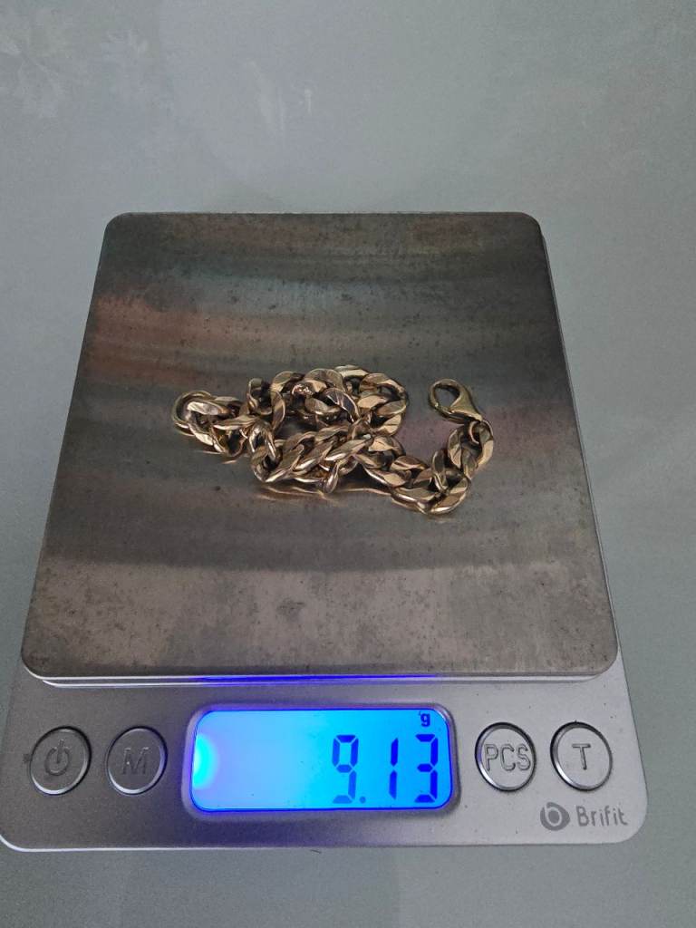 2 x 9ct Curb Bracelets 
