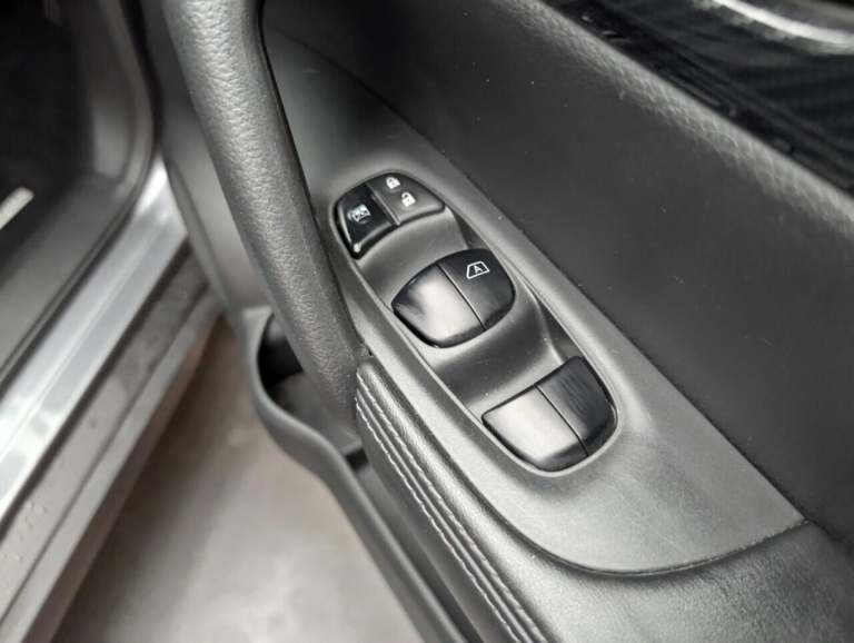 2017 Nissan X-Trail 2.0 dCi Tekna SUV 5dr Diesel Manual 4WD Euro 6 (s/s) (177 ps) HEATED FRONT  E...