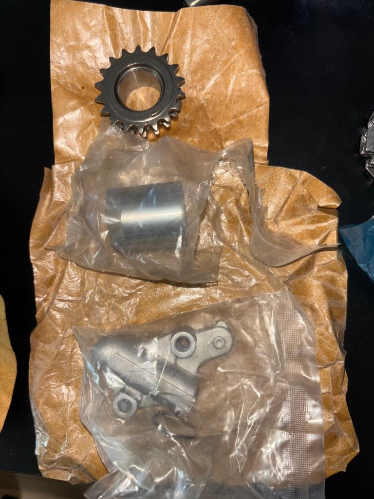 ENGINE TIMING CHAIN KIT MOTTCK82 MOTIVE I