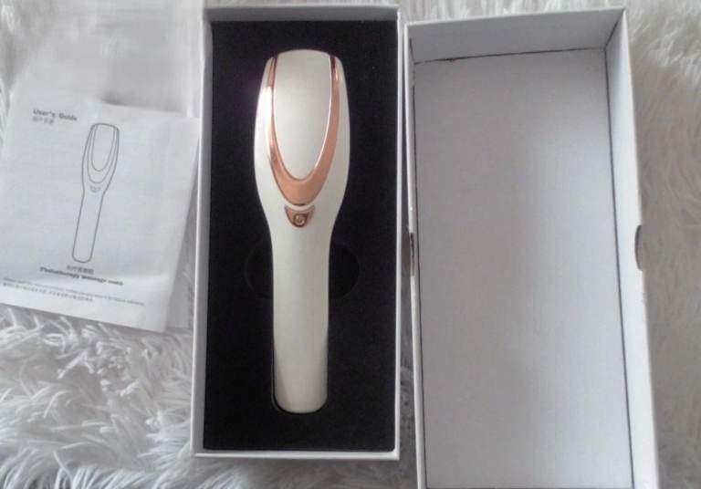 New Boxed Red Light Phototherapy Scalp Massager Brush for Hair Growth.POST OR COLLECT!