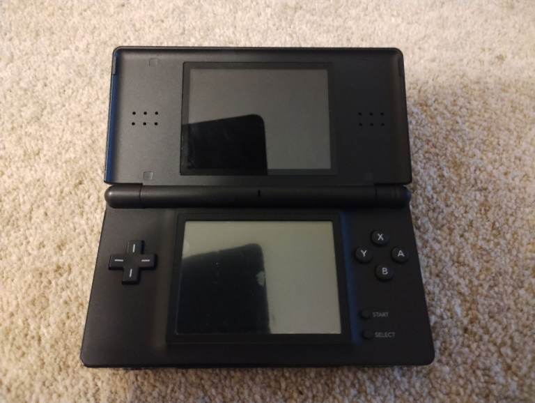 2 Nintendo DS lite 