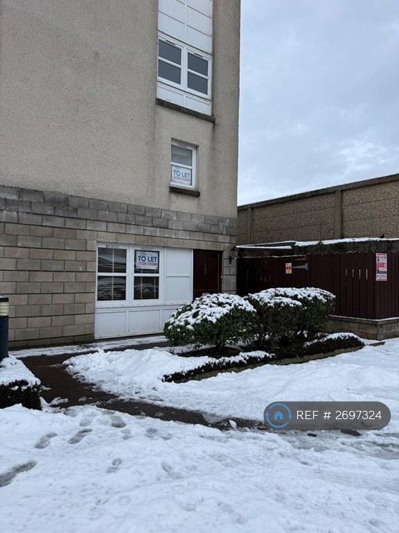 2 bedroom flat in Charles Street, Aberdeen, AB25 (2 bed) (#2697324)