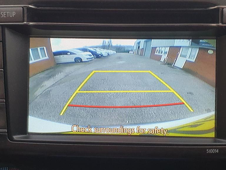 2015 Toyota RAV4 2.2 D-4D Invincible SUV 5dr Diesel Manual 4WD Euro 5 (150 ps)