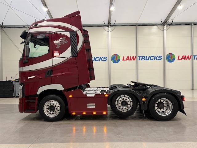 Renault T520 High 6x2 Midlift Tractor Unit