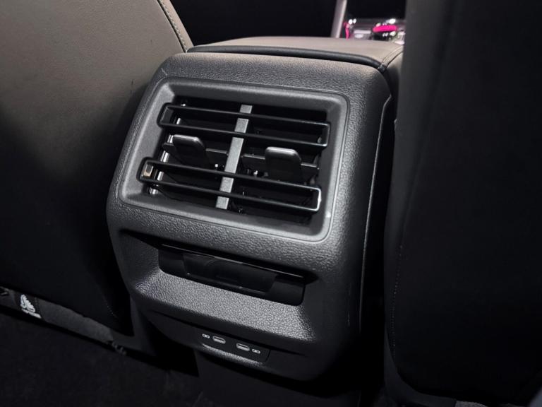 2025 Volkswagen Tiguan 1.5 TSI eHybrid 19.7kWh R-Line SUV 5dr Petrol Plug-in Hybrid DSG Euro 6 (s...