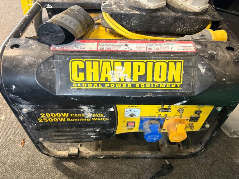 Champion Global Power Equipment Generator 2800W/2500W