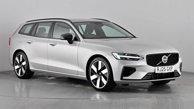 2025 Volvo V60 Plus Dark  T6 AWD Plug-in hybrid Keyless Heated Seats 19' Alloys Estate Petrol Par...