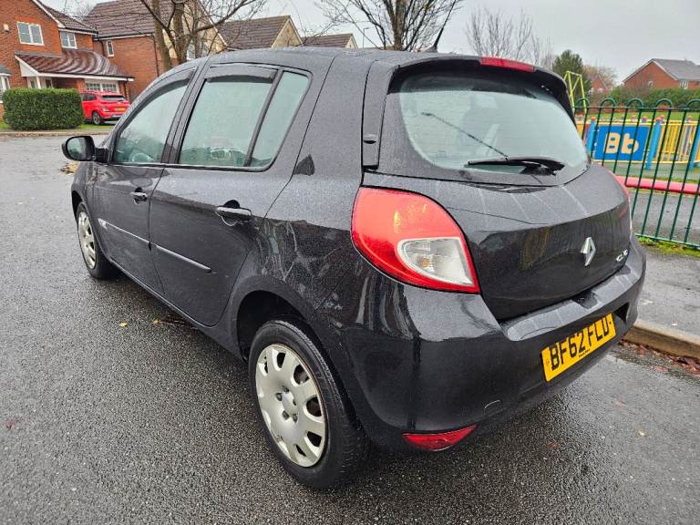 Renault Clio 2012 1.5 diesel 20 tax 93 k miles